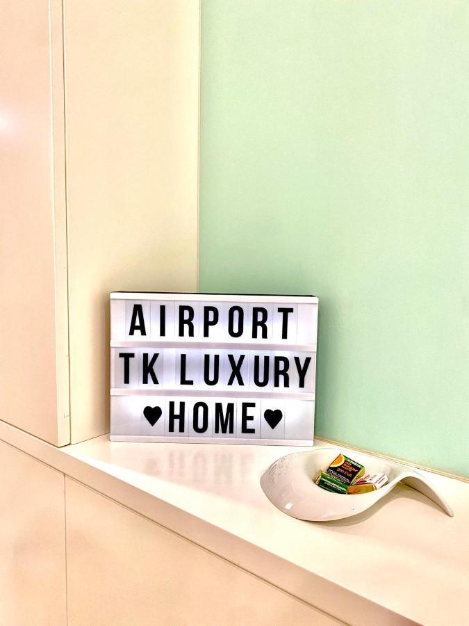 Airport Tk Luxury Home Artemida  Luaran gambar