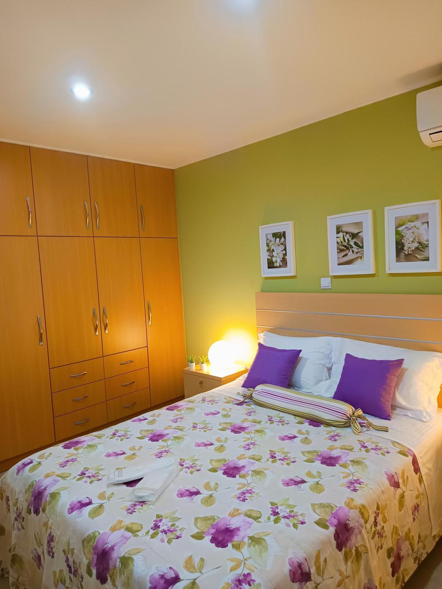 Airport Tk Luxury Home Artemida  Luaran gambar